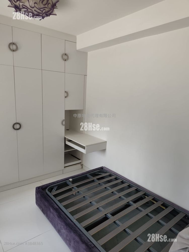 Riviera Gardens Sell 3 Bedrooms , 1 Bathroom 700 ft²