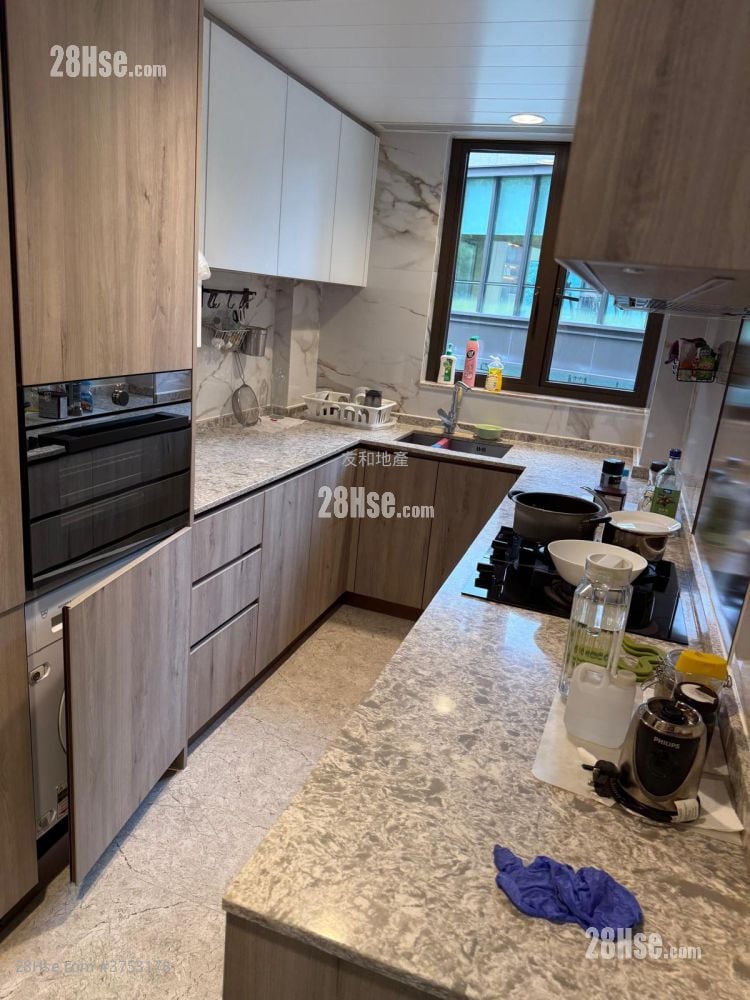 Mount Arcadia Rental 3 Bedrooms , 2 Bathrooms 1,288 ft²