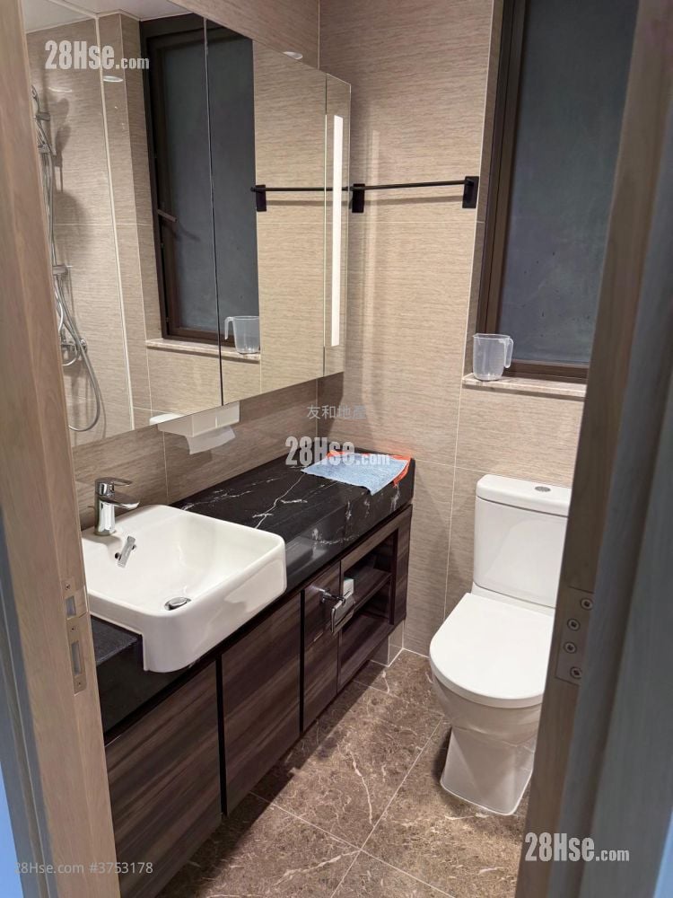 Mount Arcadia Rental 3 Bedrooms , 2 Bathrooms 1,288 ft²