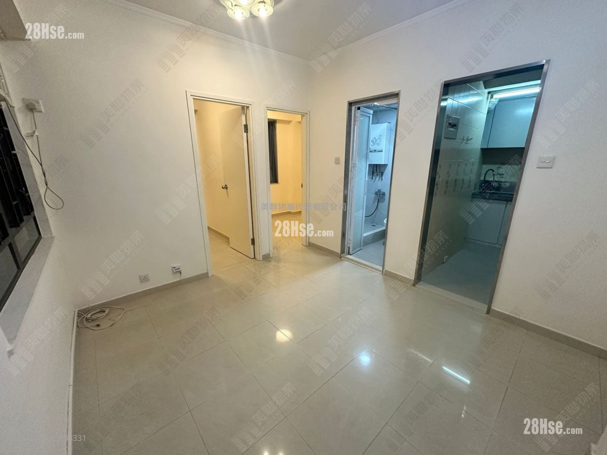 Wai Wah Centre Rental 308 ft²