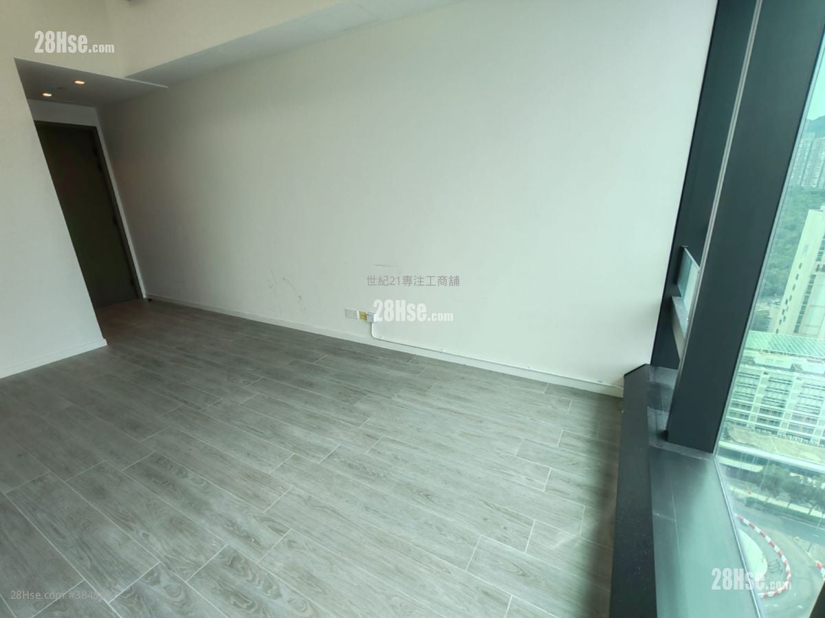 W LUXE 租盤