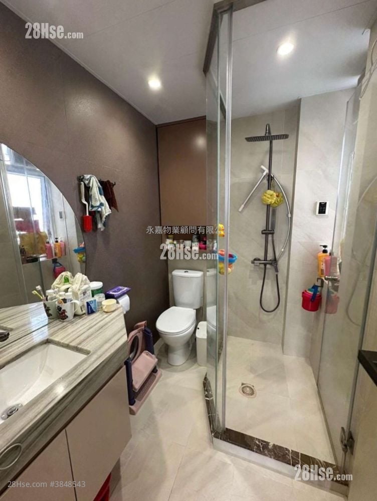 Wah Hing Building Sell 3 Bedrooms , 2 Bathrooms 828 ft²