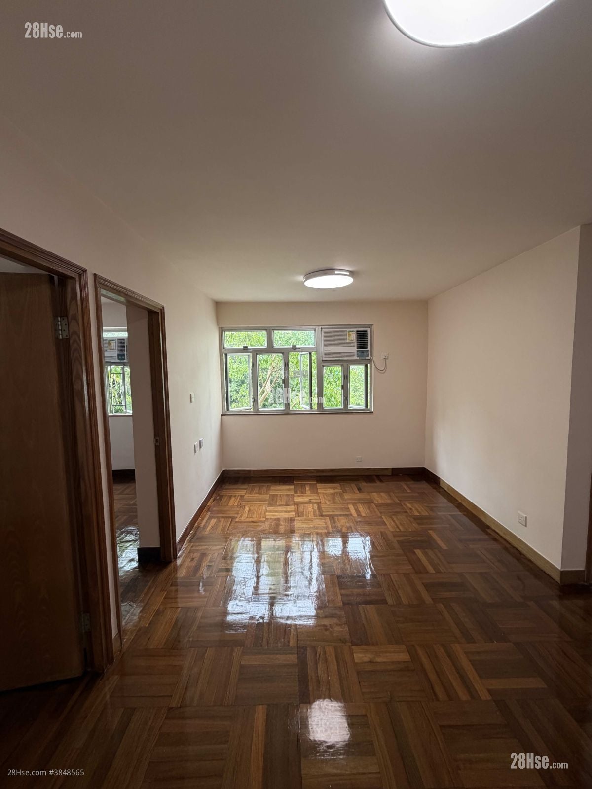 Siu Shan Court Rental 2 Bedrooms , 1 Bathroom 546 ft²