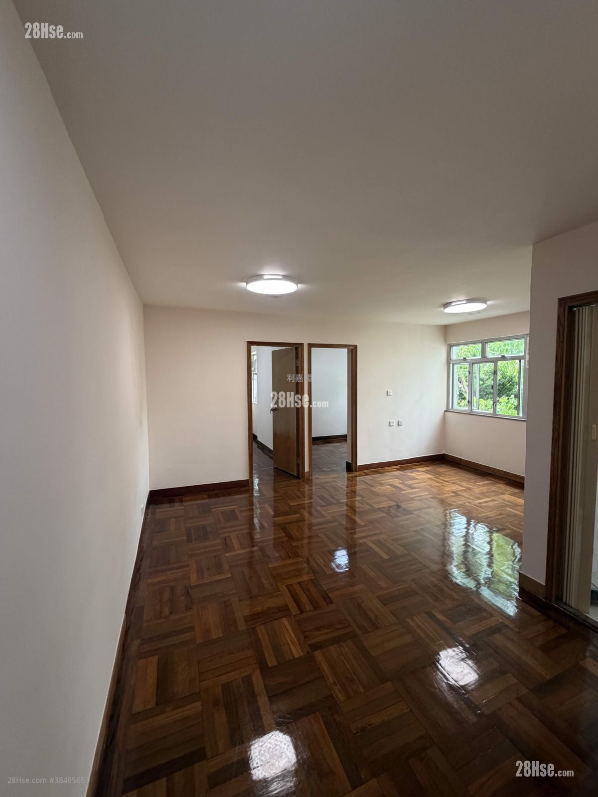 Siu Shan Court Rental 2 Bedrooms , 1 Bathroom 546 ft²