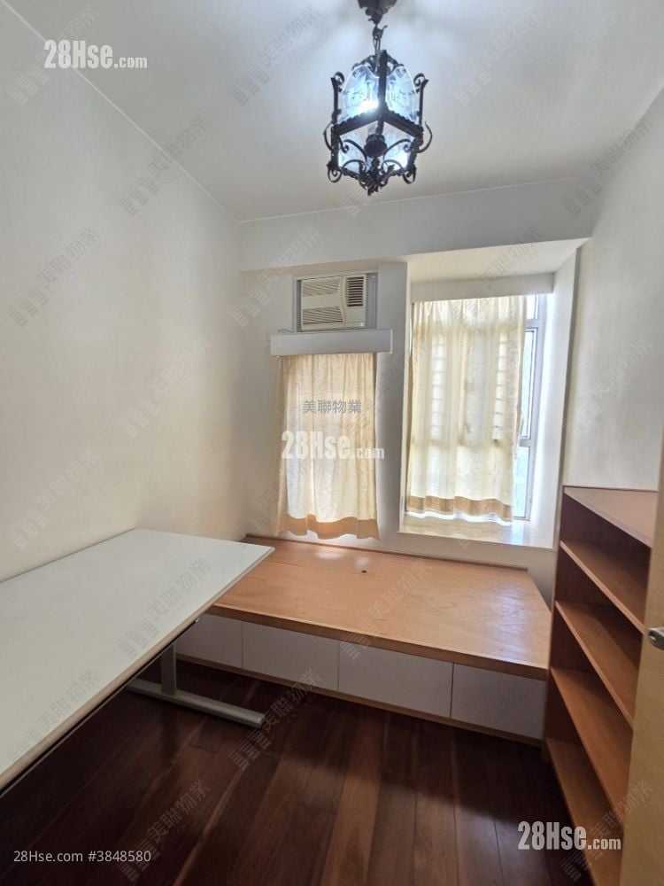 Sceneway Garden Sell 3 Bedrooms 612 ft²