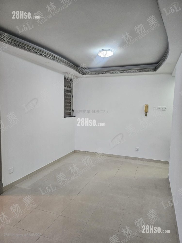 Hong Yat Court Sell 2 Bedrooms , 1 Bathroom 506 ft²