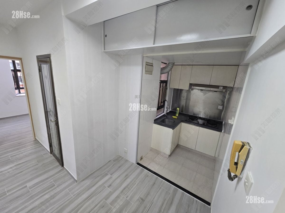 偉華中心 售盤 2 房 , 1 浴室 358 平方呎