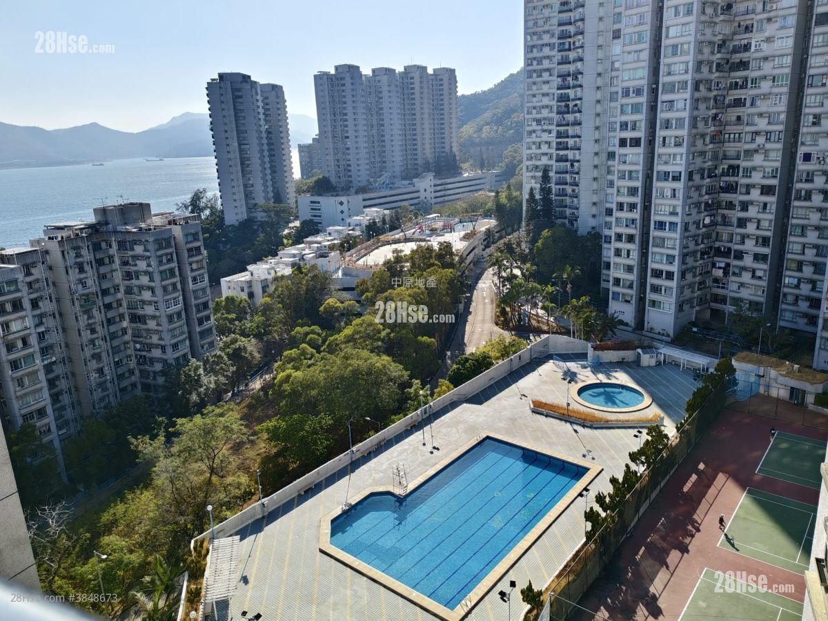 豪景花園 售盤 3 房 , 2 浴室 828 平方呎