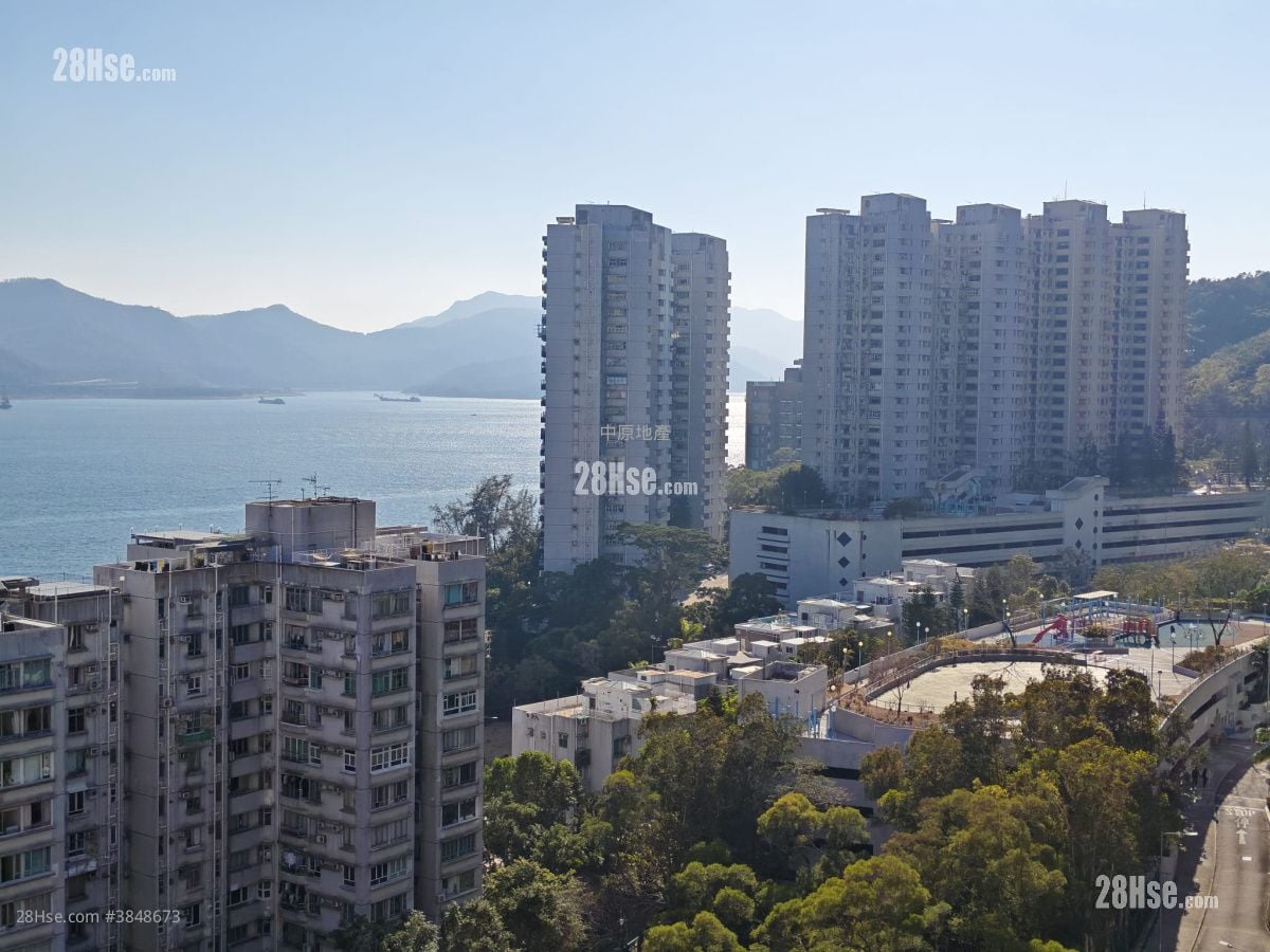 豪景花園 售盤 3 房 , 2 浴室 828 平方呎