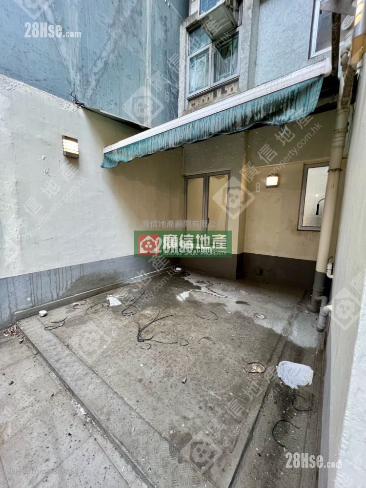 时安大厦 租盘 2 房 , 1 浴室 293 平方尺