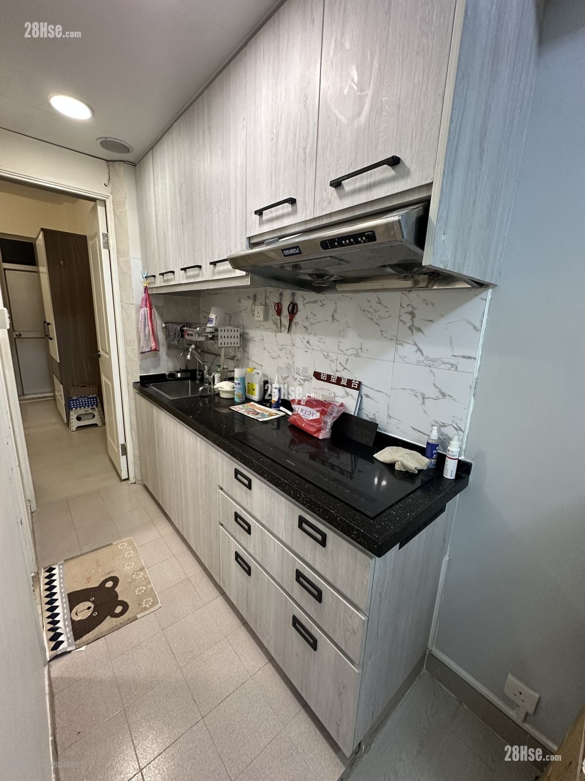 Pak Lee Building Rental 1 Bedroom , 1 Bathroom 335 ft²