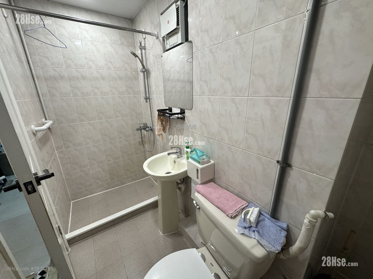 Pak Lee Building Rental 1 Bedroom , 1 Bathroom 335 ft²