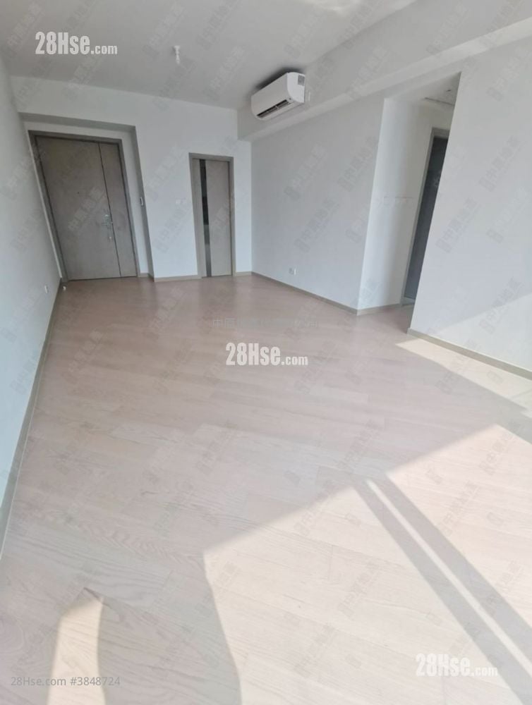 The Southside Sell 4 Bedrooms 1,135 ft²