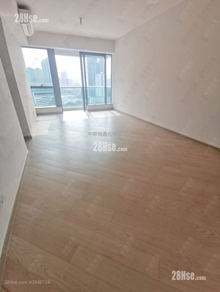 The Southside Sell 4 Bedrooms 1,135 ft²