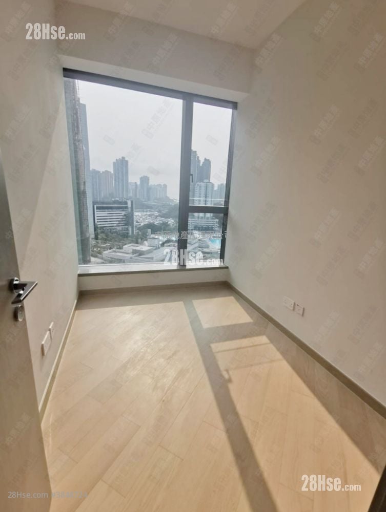 The Southside Sell 4 Bedrooms 1,135 ft²