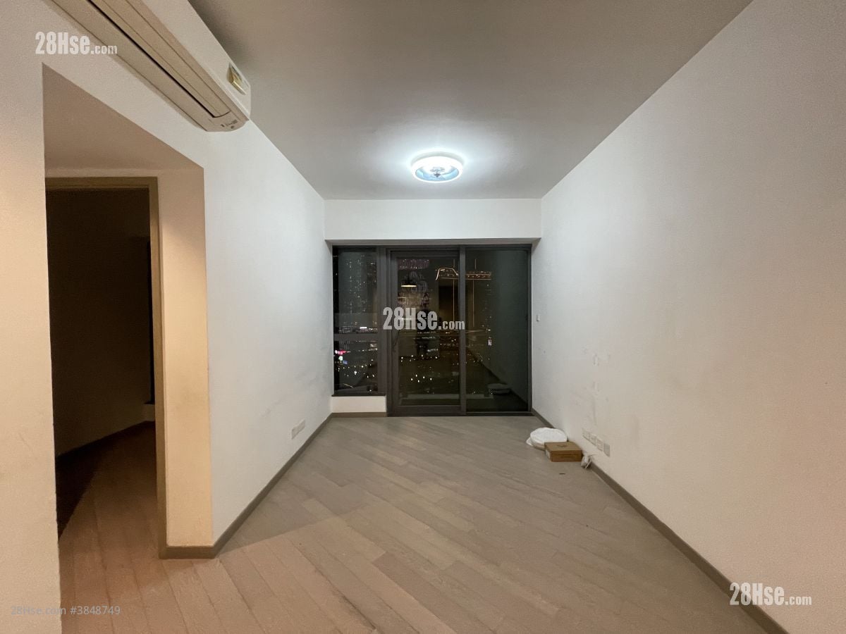Upper River Bank Rental 4 Bedrooms , 3 Bathrooms 738 ft²