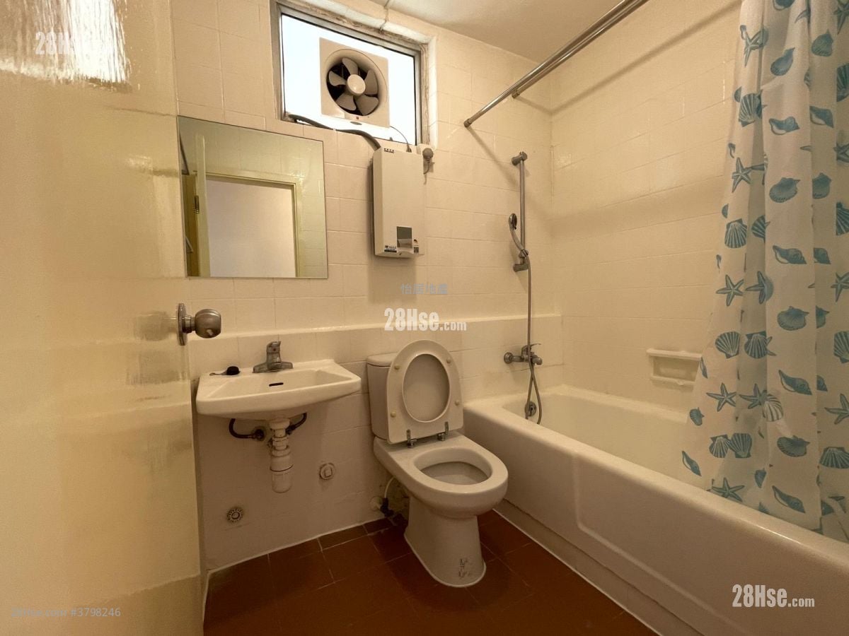 Taikoo Shing Sell 3 Bedrooms , 1 Bathroom 718 ft²