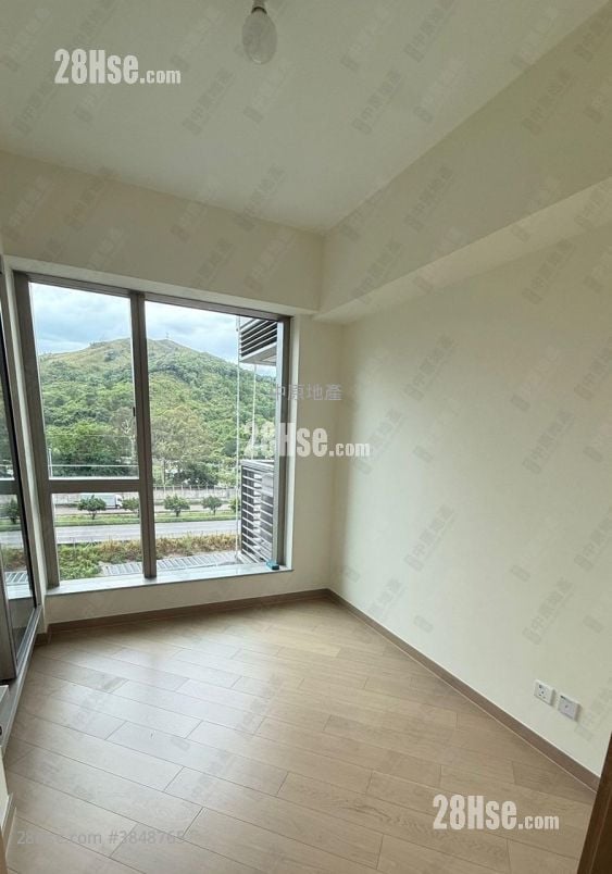 Grand Mayfair  Sell 2 Bedrooms , 1 Bathroom 464 ft²