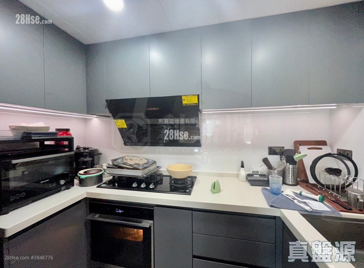 Residence Oasis Sell 745 ft²