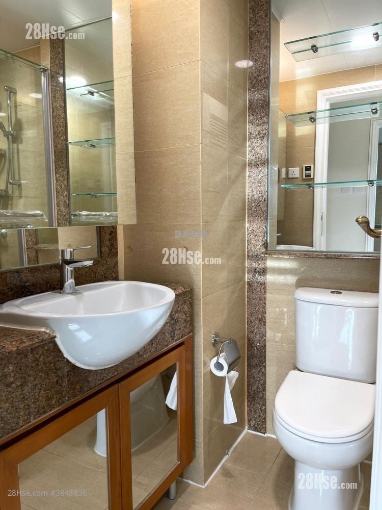 Sky Tower Sell 3 Bedrooms , 2 Bathrooms 904 ft²