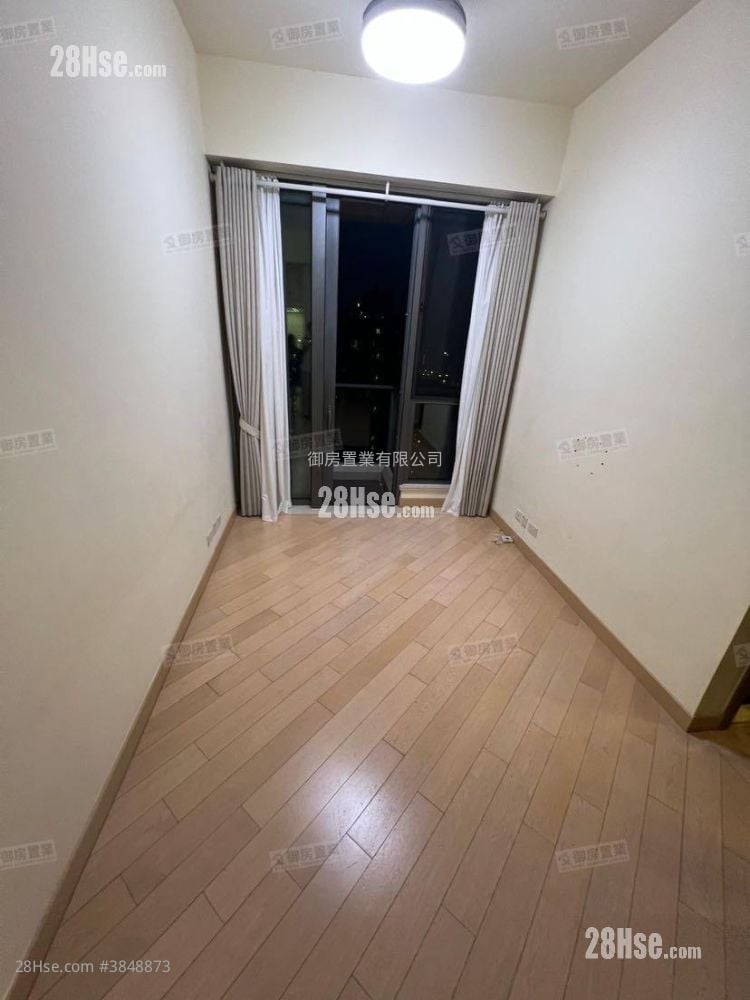 Grand Yoho Rental 3 Bedrooms , 1 Bathroom 592 ft²