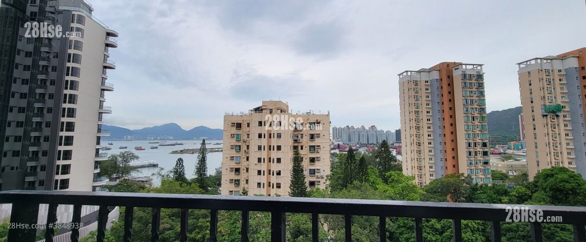 Dragon Inn Court Sell 4 Bedrooms , 3 Bathrooms 970 ft²