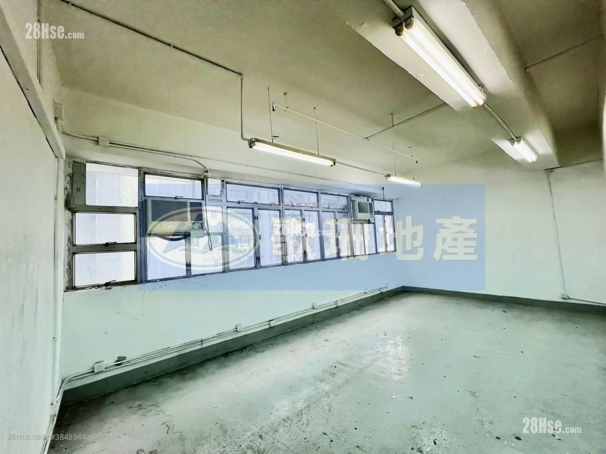 萬達來工業中心 租盤 1,876 平方呎