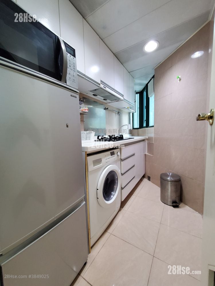 Manhattan Heights Sell 1 Bedroom , 1 Bathroom 434 ft²
