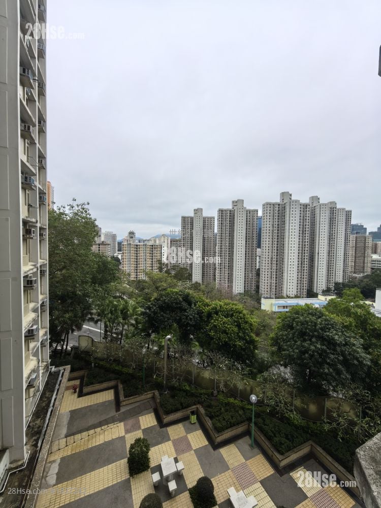 晓丽苑 售盘 3 房 , 1 浴室 637 平方尺