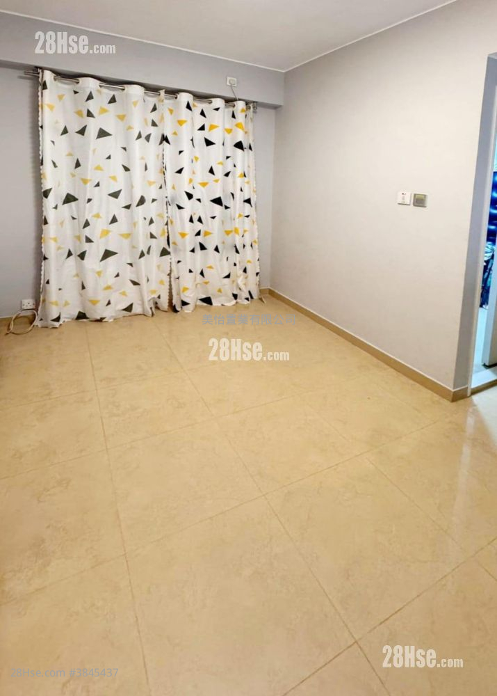 唐樓 租盤 1 房 , 1 浴室 236 平方呎