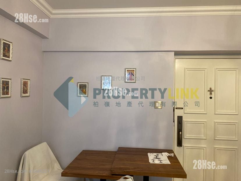 Corona Tower Sell 2 Bedrooms , 2 Bathrooms 634 ft²