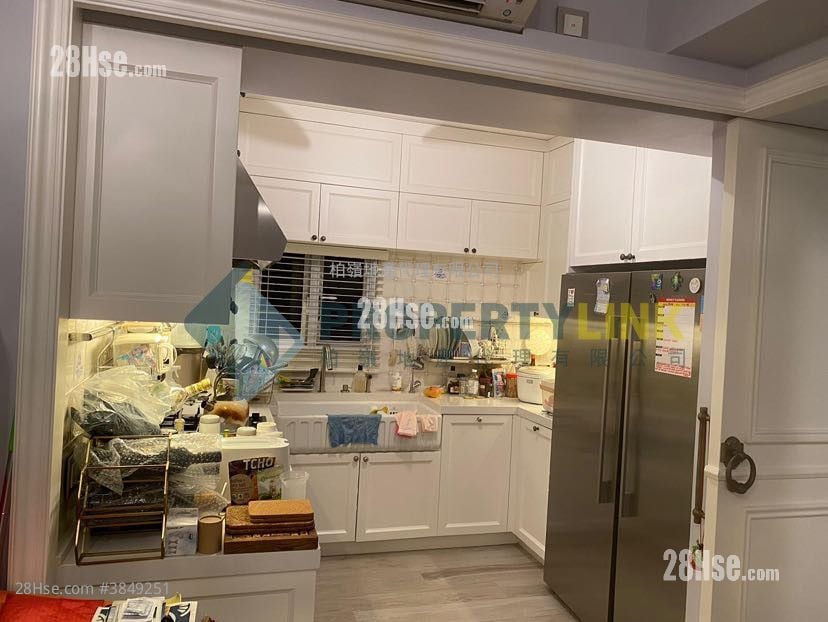 Corona Tower Sell 2 Bedrooms , 2 Bathrooms 634 ft²