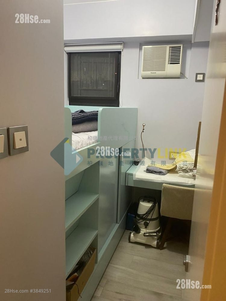 Corona Tower Sell 2 Bedrooms , 2 Bathrooms 634 ft²