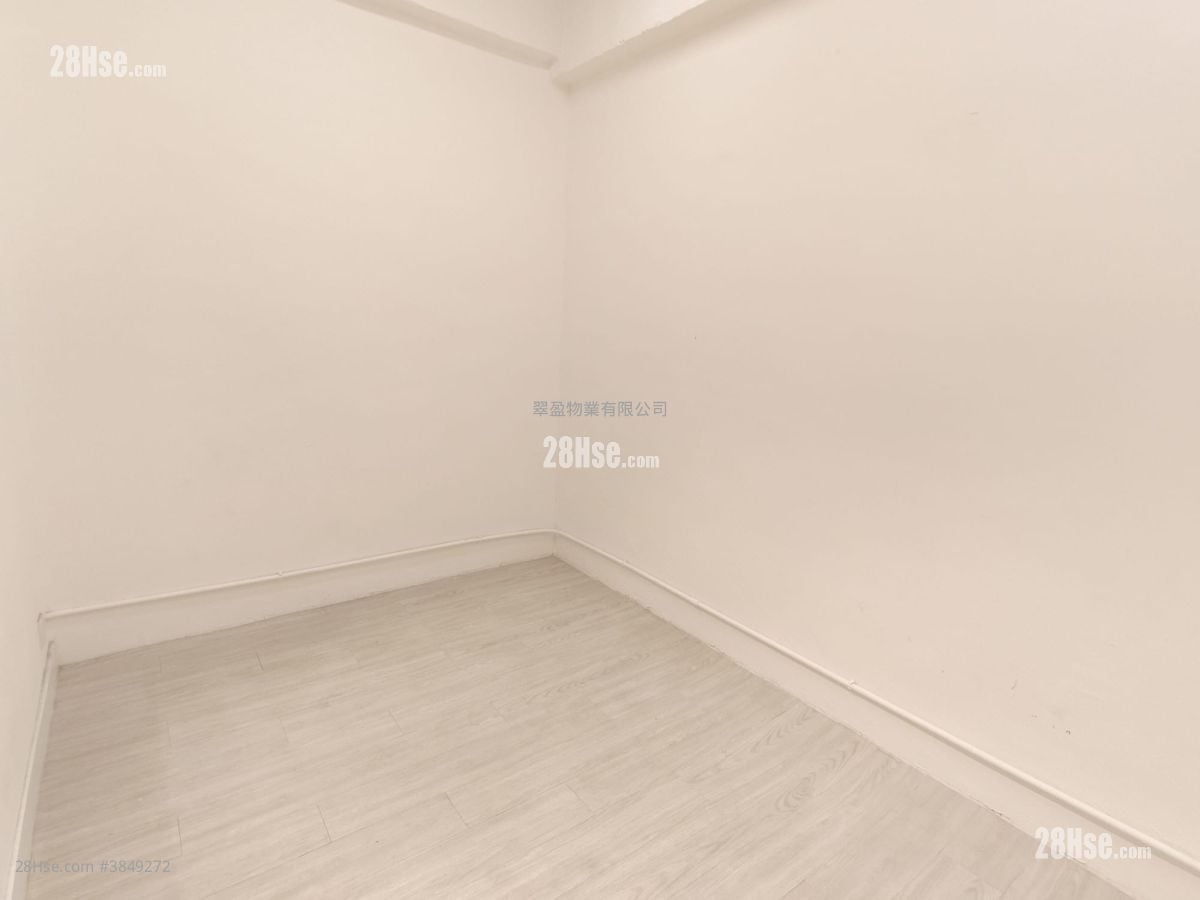 Mai Tak Industrial Building Rental