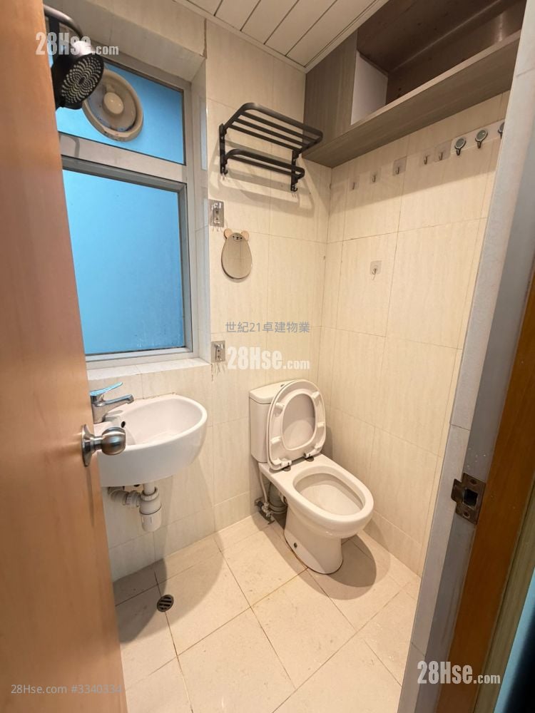 利成大廈 租盤 2 房 , 1 浴室 350 平方呎