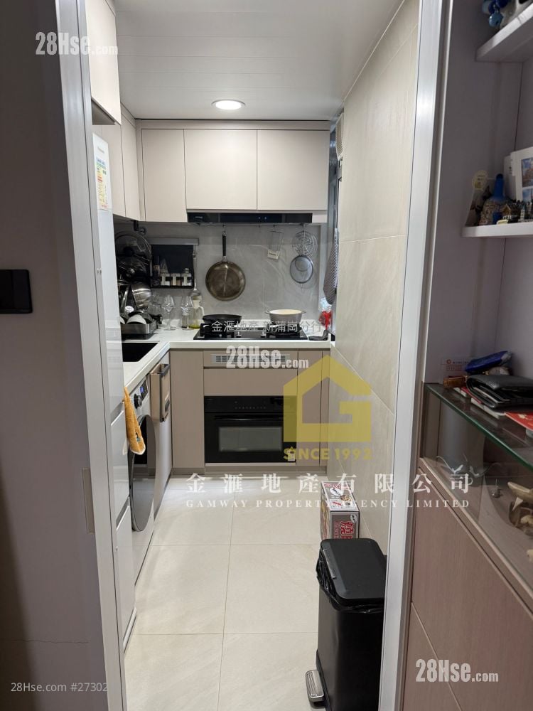 Kai Chuen Court Sell 2 Bedrooms , 1 Bathroom 441 ft²