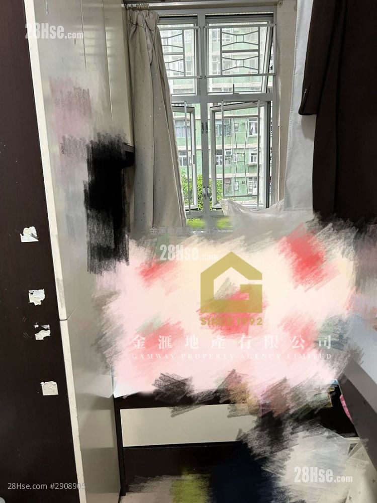 Lower Wong Tai Sin Estate Sell Studio , 1 Bathroom 267 ft²
