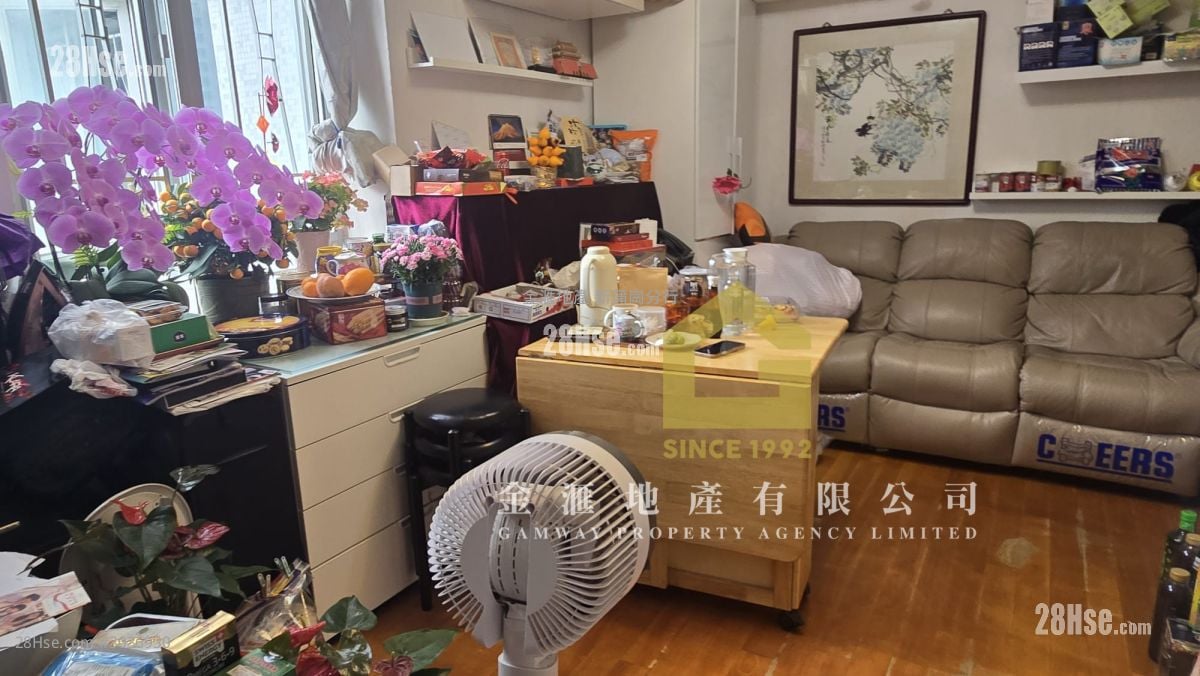 宏景花園 售盤 3 房 , 1 浴室 584 平方呎