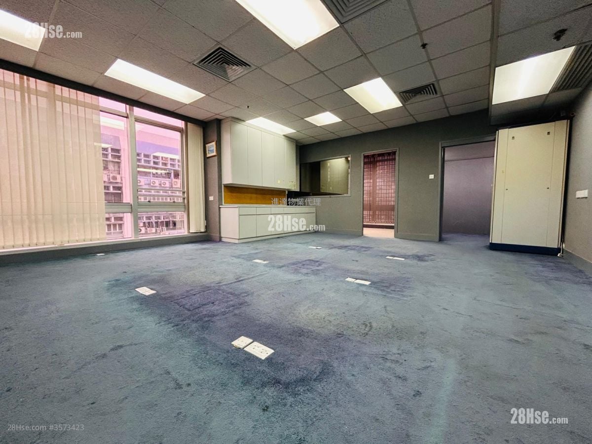 半島廣場 租盤