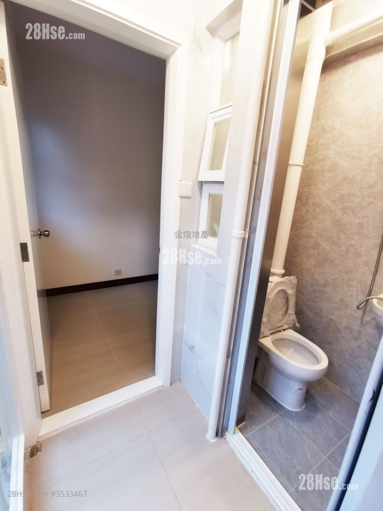 Amber Garden Rental 3 Bedrooms , 1 Bathroom 1,008 ft²