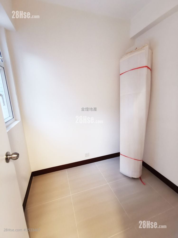 Amber Garden Rental 3 Bedrooms , 1 Bathroom 1,008 ft²