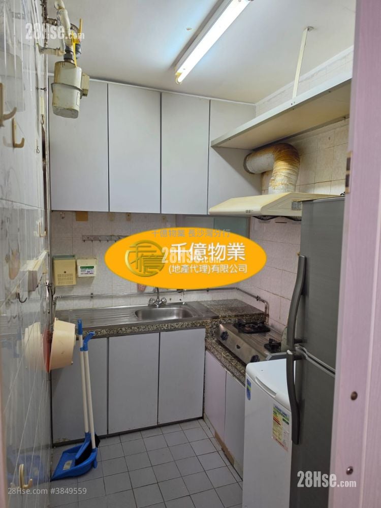麗寶花園 售盤 2 房 , 1 浴室 410 平方呎