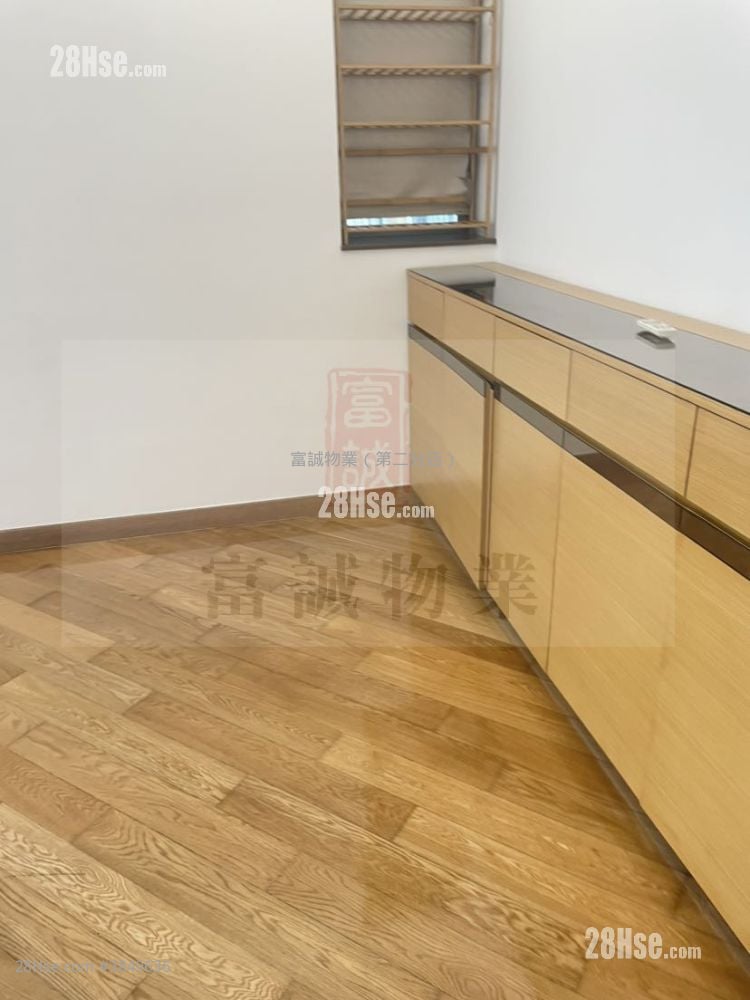Ocean One Rental 3 Bedrooms , 2 Bathrooms 775 ft²