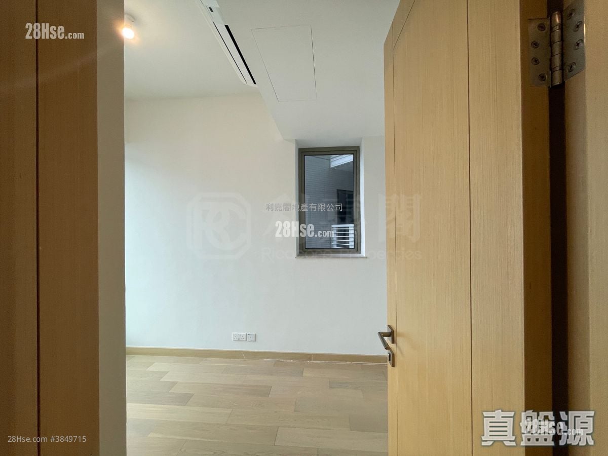 Ocean Marini Sell 2 Bedrooms 472 ft²