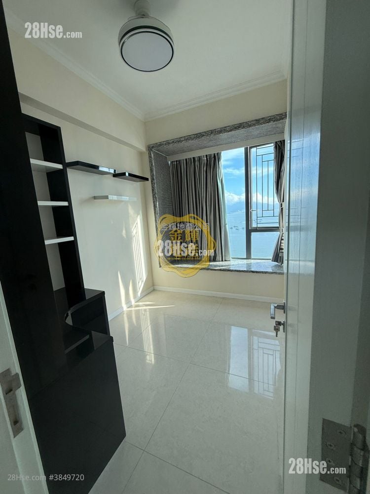 Crown By The Sea Rental 3 Bedrooms , 3 Bathrooms 1,026 ft²