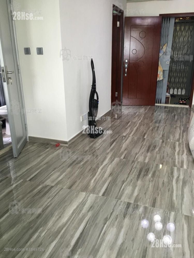 Fu Shin Estate Sell 2 Bedrooms , 1 Bathroom 381 ft²