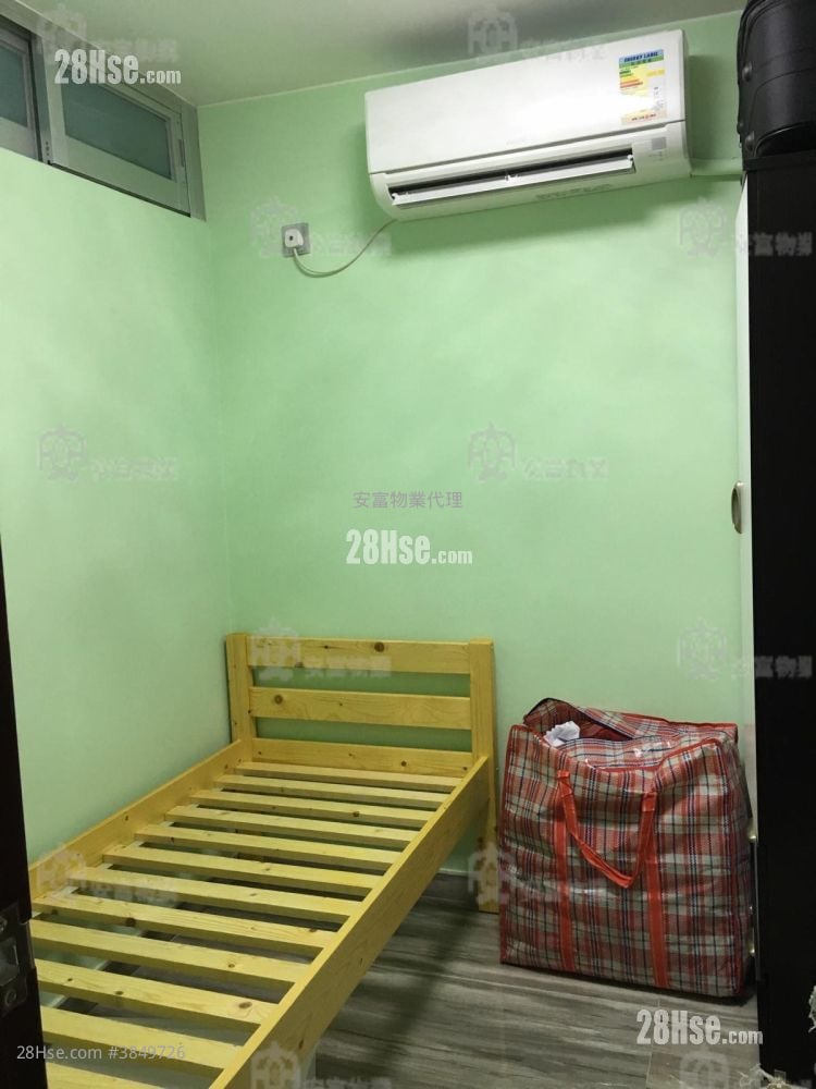 Fu Shin Estate Sell 2 Bedrooms , 1 Bathroom 381 ft²