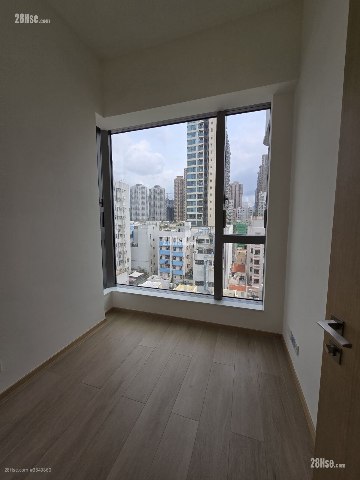 Nexus Grand Sell 1 Bedroom , 1 Bathroom 293 ft²