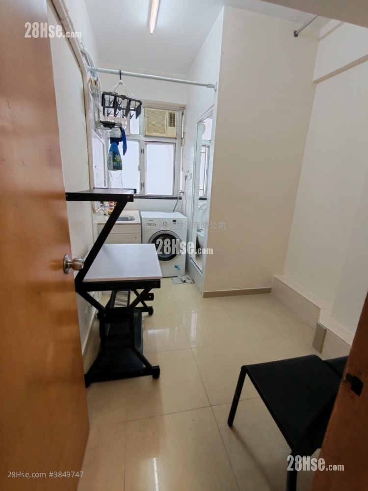 Chinese Mansion Rental 1 Bathroom 160 ft²