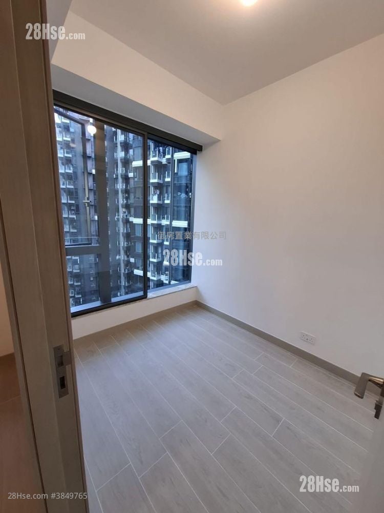 Gold Coast Bay Rental 317 ft²